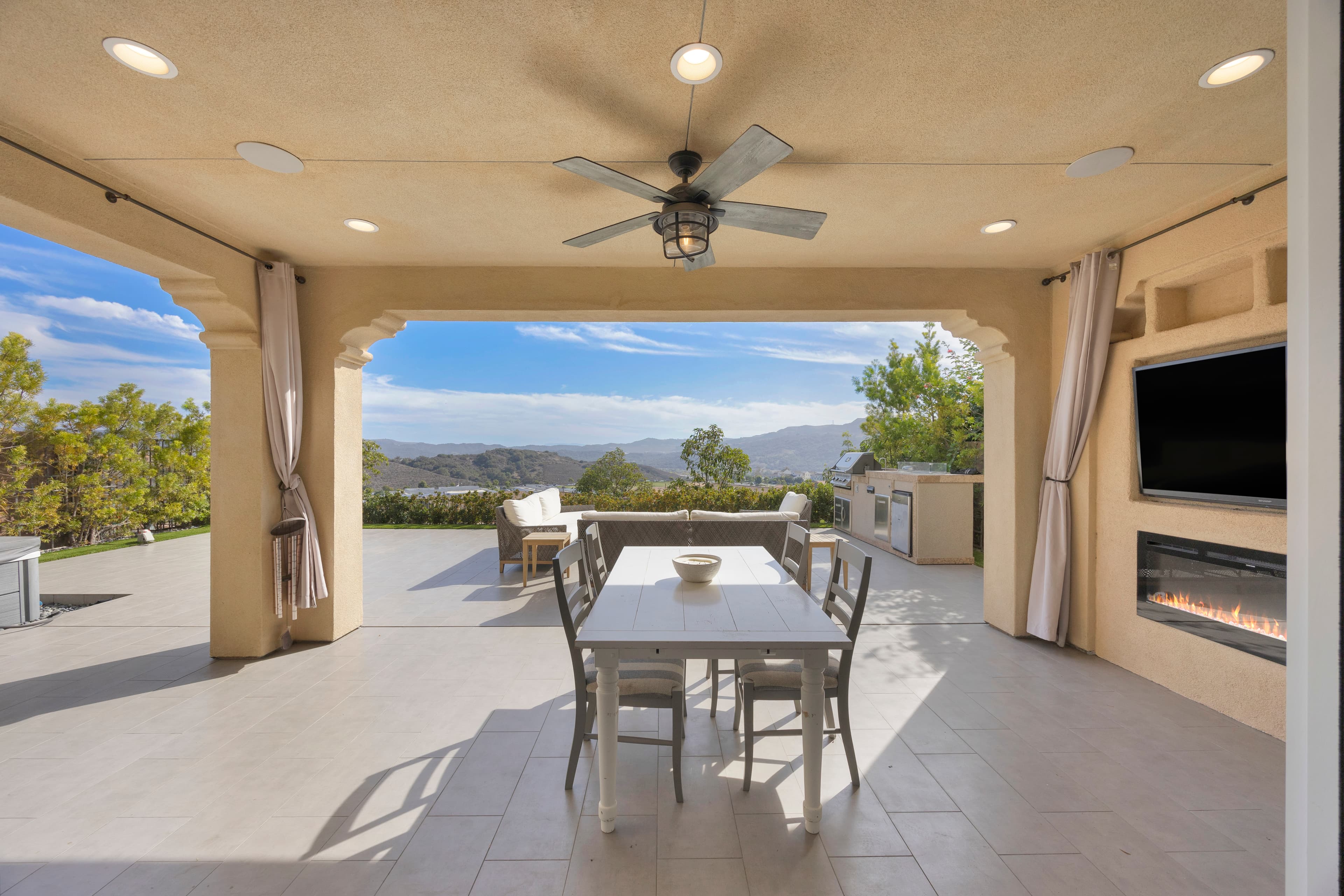 7 Paladino Court Rancho Mission Viejo, CA 92694 - Property exterior